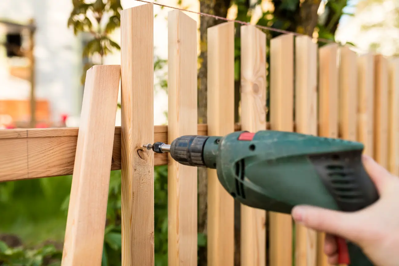 Fencing contractors providing enhanced security solutions for homes in Warkworth – Builders Warkworth
